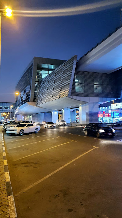 Abu Baker Al Siddique station entrance
