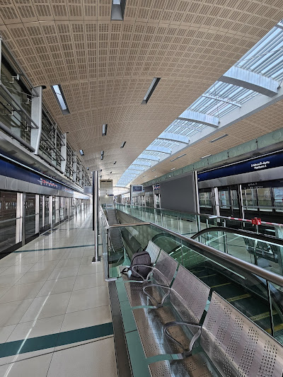 Centrepoint Metro Station, Dubai
