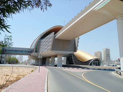 Creek station entrance