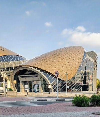 Dubai Airport Free Zone Metro Station platform