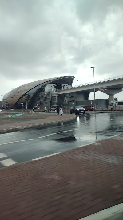Mashreq Metro Station platform
