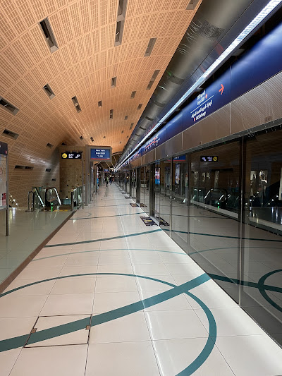 UAE Exchange station entrance
